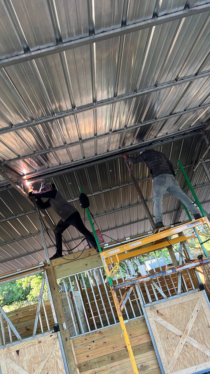 gator-stall-and-barn